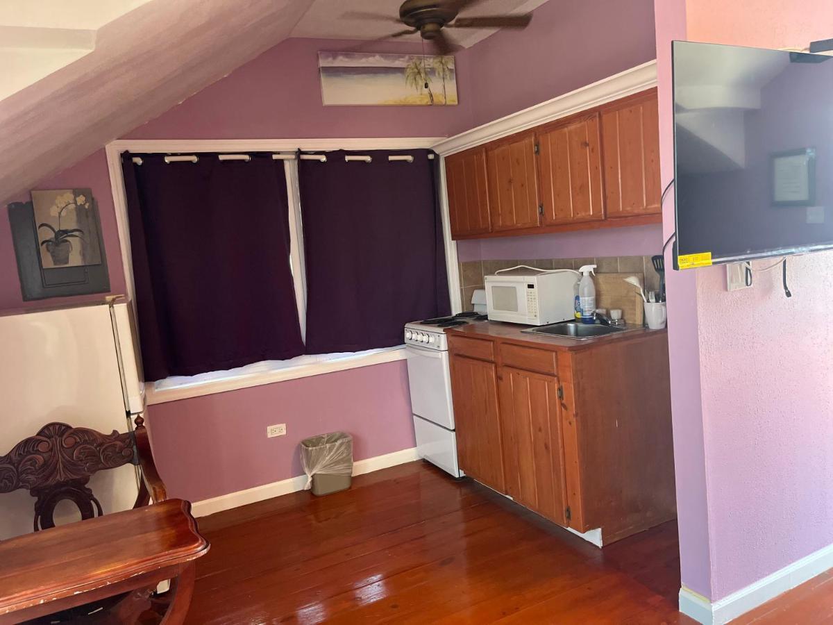 Bay Inn Estates Alice Town  المظهر الخارجي الصورة