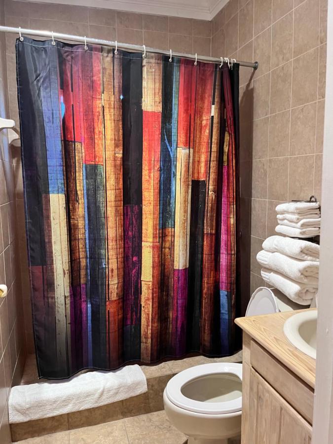 Bay Inn Estates Alice Town  المظهر الخارجي الصورة