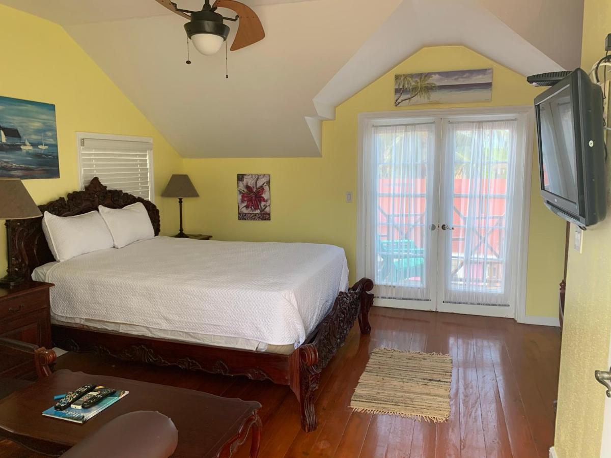Bay Inn Estates Alice Town  المظهر الخارجي الصورة