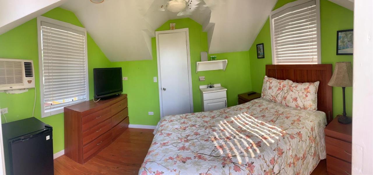 Bay Inn Estates Alice Town  المظهر الخارجي الصورة