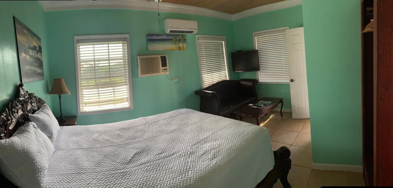 Bay Inn Estates Alice Town  المظهر الخارجي الصورة