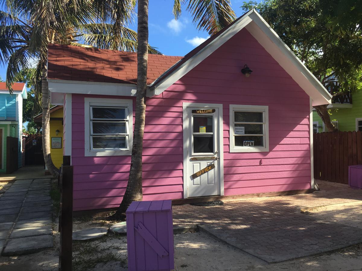 Bay Inn Estates Alice Town  المظهر الخارجي الصورة